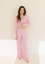 Load image into Gallery viewer, Pink Floral Print Pajama Lounge Set
