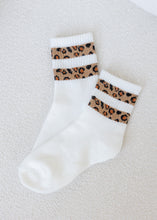 Load image into Gallery viewer, Leopard Print Cozy Socks
