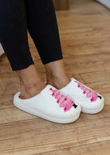 Load image into Gallery viewer, Pink Christmas Tree Slippers
