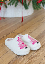 Load image into Gallery viewer, Pink Christmas Tree Slippers
