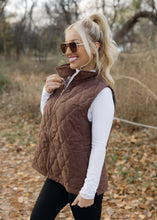 Load image into Gallery viewer, Phoebe Chocolate &amp; Leopard Quilted Vest
