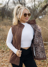Load image into Gallery viewer, Phoebe Chocolate &amp; Leopard Quilted Vest
