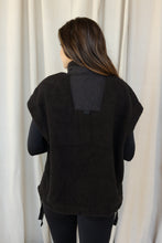 Load image into Gallery viewer, Cozy Black Sherpa Fleece Vest
