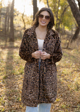 Load image into Gallery viewer, Roxanne Leopard Print Fleece Coat
