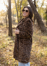 Load image into Gallery viewer, Roxanne Leopard Print Fleece Coat
