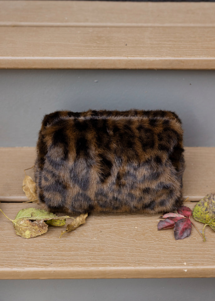 Chic Cosmetic Pouch - Leopard Luxe