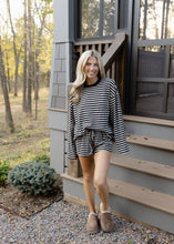 Load image into Gallery viewer, Black Stripe Crewneck Oversized Top
