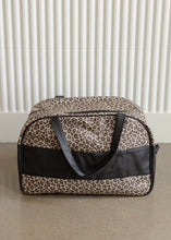 Load image into Gallery viewer, Traditional Cheetah Print Duffle Bag
