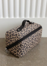 Load image into Gallery viewer, Traditional Cheetah Print Makeup Bag

