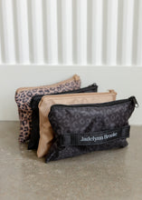 Load image into Gallery viewer, Traditional Cheetah Print Expandable Organizer
