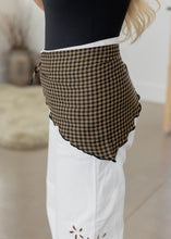 Load image into Gallery viewer, Tan &amp; Black Checkered Triangle Scarf
