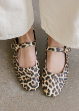 Load image into Gallery viewer, Annabelle Leopard Ballet Flats
