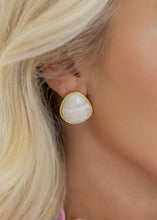 Load image into Gallery viewer, Capri Ivory Shell Studded Earrings
