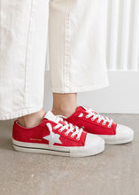 Load image into Gallery viewer, Vintage Havana Alive Sneaker - Red Suede
