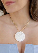 Load image into Gallery viewer, Mother Of Pearl Disc Necklace
