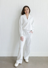 Load image into Gallery viewer, Heather Grey Modal Scuba Luxe Pullover
