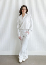 Load image into Gallery viewer, Heather Grey Modal Scuba Luxe Pullover
