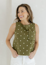 Load image into Gallery viewer, Scalloped Sleeveless Tank Top - Olive Polka Dot
