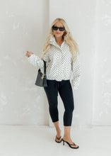 Load image into Gallery viewer, Sporty Cream &amp; Black Polka Dot Windbreaker
