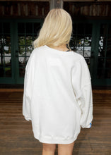 Load image into Gallery viewer, USA Patch White Oversized Sweatshirt
