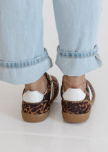 Load image into Gallery viewer, Renee Leopard Print Sneakers
