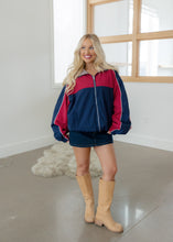 Load image into Gallery viewer, Navy &amp; Red Reversible Retro Wind Jacket
