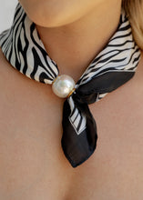 Load image into Gallery viewer, Pearl Satin Scarf Necklace - Zebra
