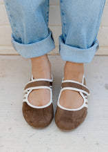 Load image into Gallery viewer, Peyton Retro Mary Jane Flats - Brown Suede
