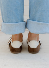 Load image into Gallery viewer, Peyton Retro Mary Jane Flats - Brown Suede
