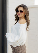 Load image into Gallery viewer, Everlee Bateau Cream Sweater
