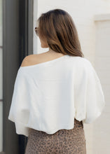 Load image into Gallery viewer, Everlee Bateau Cream Sweater
