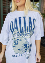 Load image into Gallery viewer, 90's Vintage Dallas Graphic Tee
