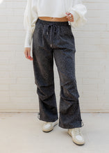 Load image into Gallery viewer, Zara Leopard Printed Pants - Grey
