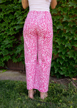 Load image into Gallery viewer, Hot Pink Leopard Print Pants
