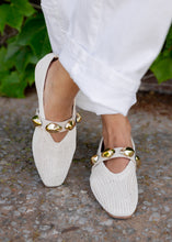 Load image into Gallery viewer, Dorothy Woven Ballet Flats - Bone

