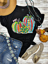 Load image into Gallery viewer, Callie Ann Stelter Trio of Pumpkins Tee
