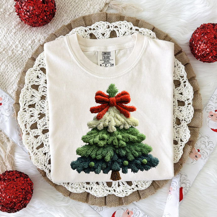 Faux Latch Hook Yarn Tree Ivory Tee