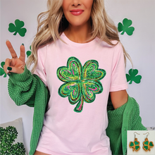 Load image into Gallery viewer, Glitter Look Shamrock
