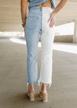 Load image into Gallery viewer, Norah Criss Cross Vintage Straight Cropped Jeans
