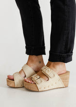 Load image into Gallery viewer, Corky&#39;s Twinkie Shiny Raffia Buckle Wedges
