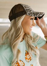 Load image into Gallery viewer, Brown Leopard Distressed Cap
