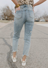 Load image into Gallery viewer, Slink Maggie Ankle Straight Jeans
