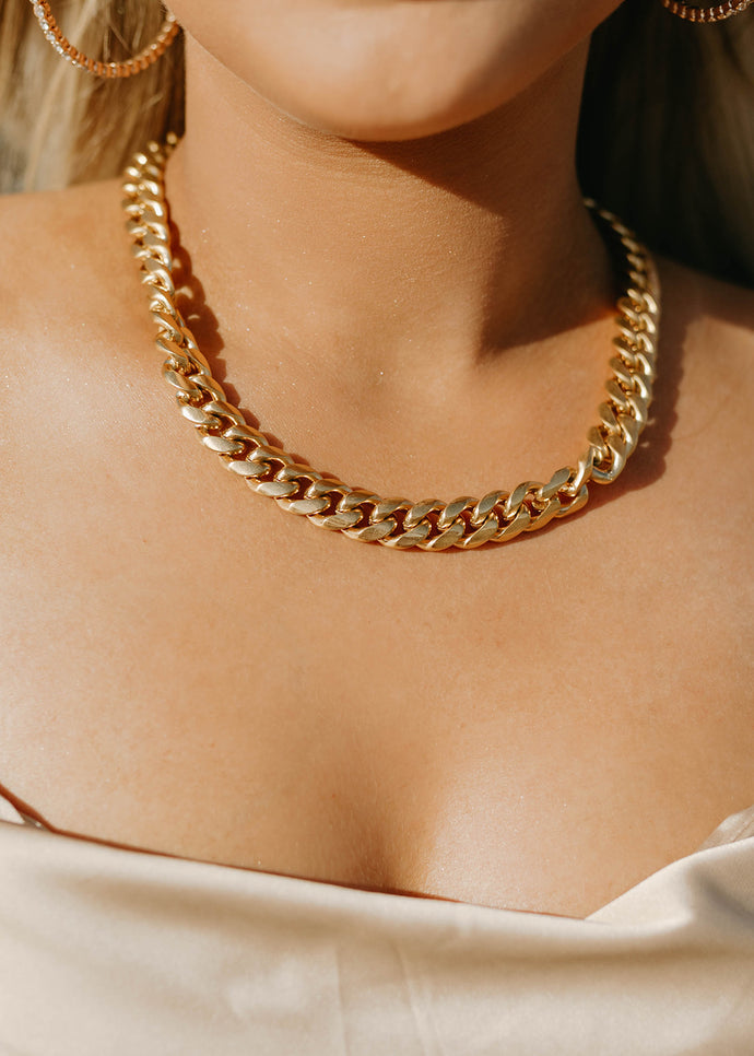 Blaire Chunky Gold Chain Necklace - vintageleopard