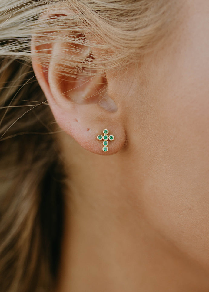 Mimi Emerald Cross Stud Earrings