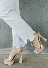 Load image into Gallery viewer, Avril Clear &amp; Nude Heels - vintageleopard
