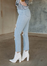 Load image into Gallery viewer, No Vacancy Distressed Girlfriend Jeans
