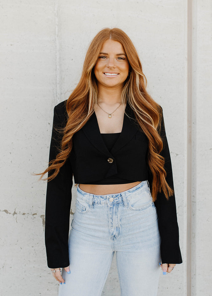 Edgy Chic Cropped Blazer Top - Black