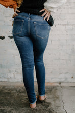 Load image into Gallery viewer, Dear John Mid Rise Joyrich Coxwold Skinny Jeans
