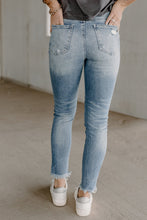Load image into Gallery viewer, Georgie High Rise Straight Jeans
