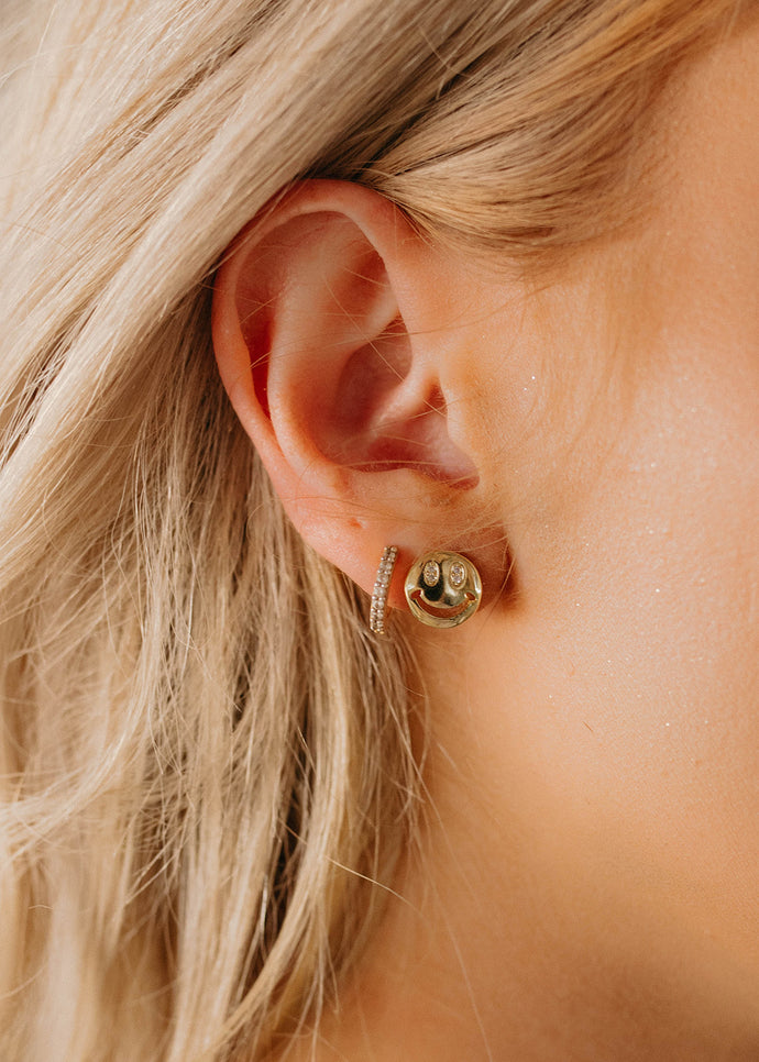 Allie Happy Stud Gold Earrings - vintageleopard